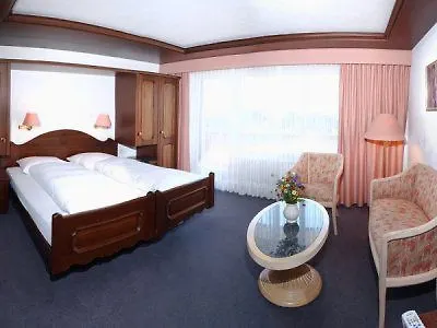 Hotel Hotel Art Furrer 3*