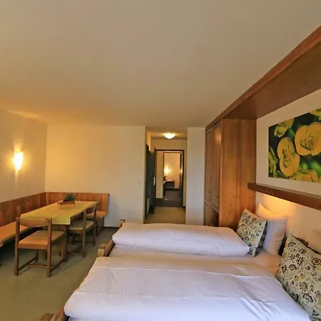 Hotel Art Furrer 리더알프